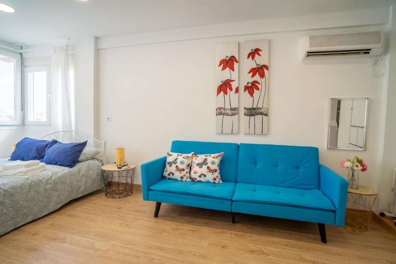 Apt. P/3 10' From The Beach W/Wifi In Torremolinos Luaran gambar