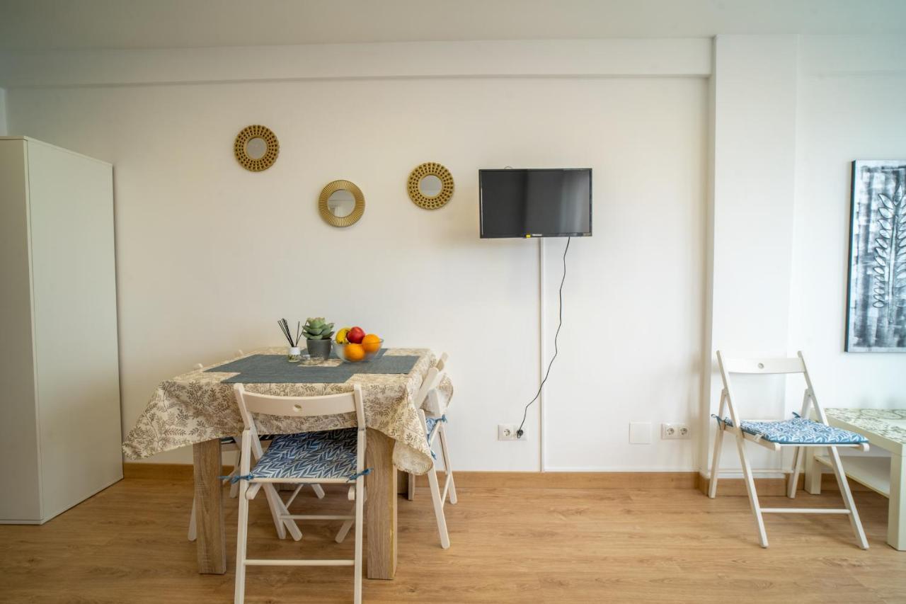 Apt. P/3 10' From The Beach W/Wifi In Torremolinos Luaran gambar